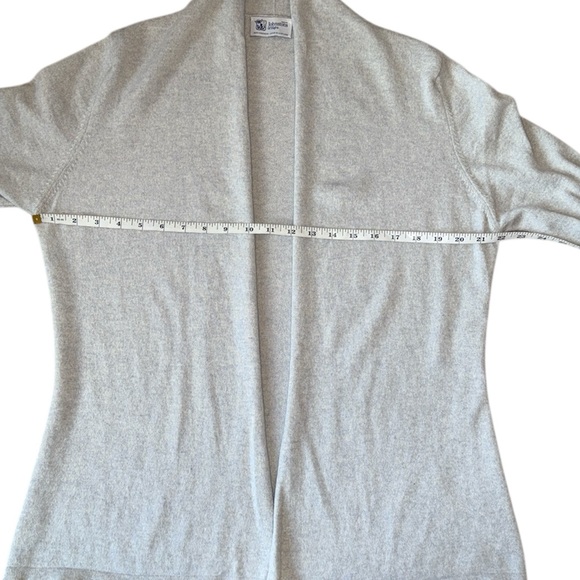 Johnstons of Elgin 100% Cashmere Grey Open Front Cardigan. - Picture 10 of 12